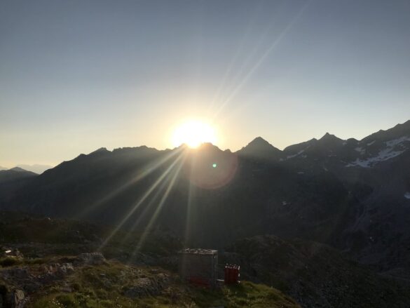 Sonnenaufgang Rotondohütte